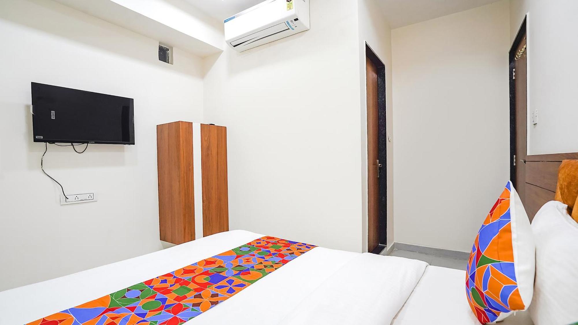 Fabhotel Vishala In อาเมดาบัด ภายนอก รูปภาพ