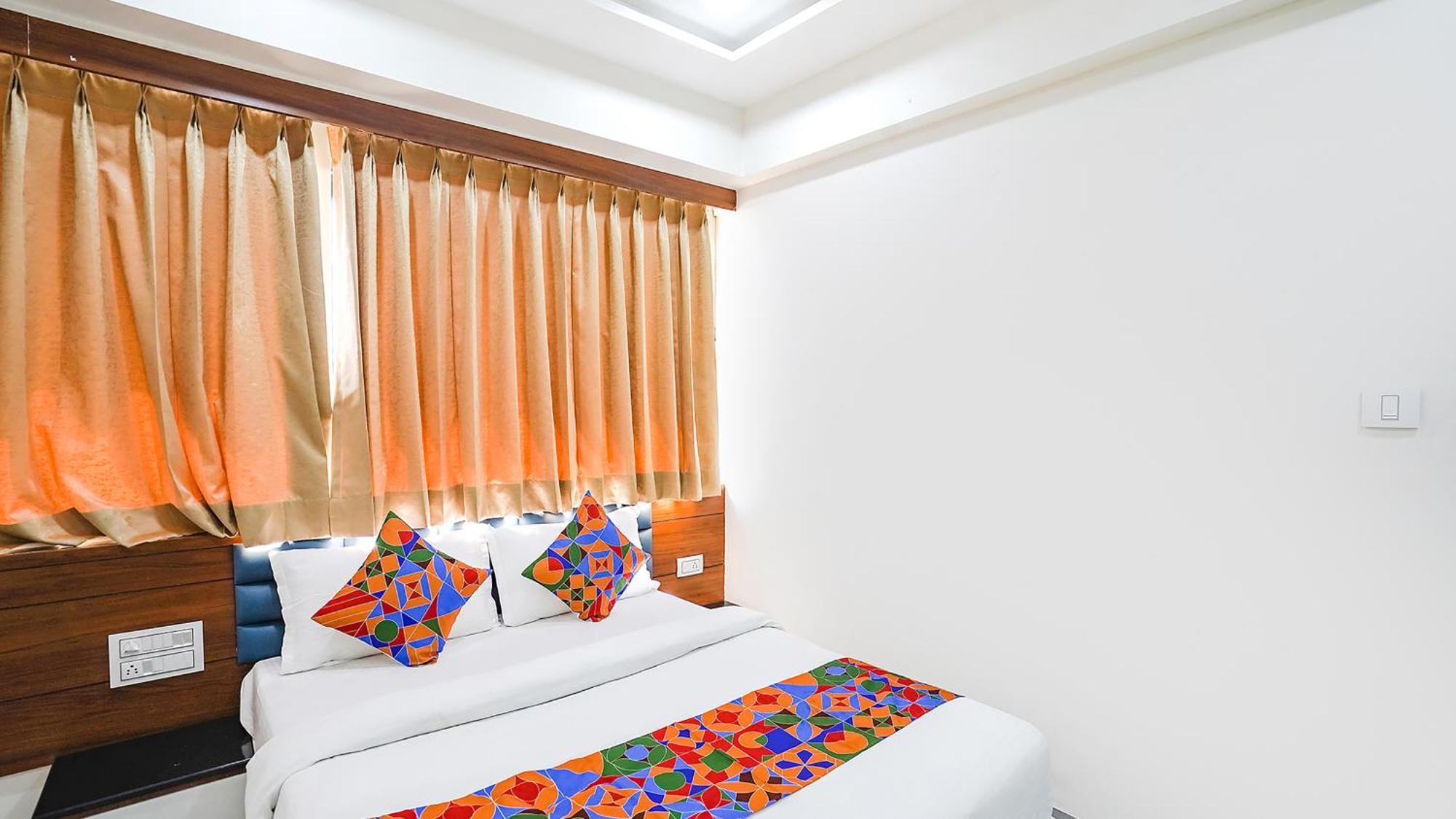 Fabhotel Vishala In อาเมดาบัด ภายนอก รูปภาพ